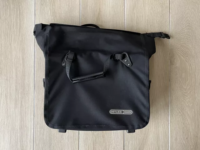 Ortlieb office bag ouvert