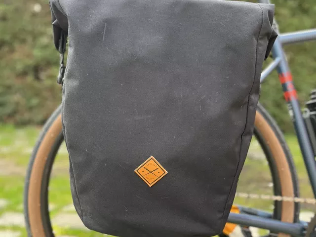 Restrap Pannier Large face