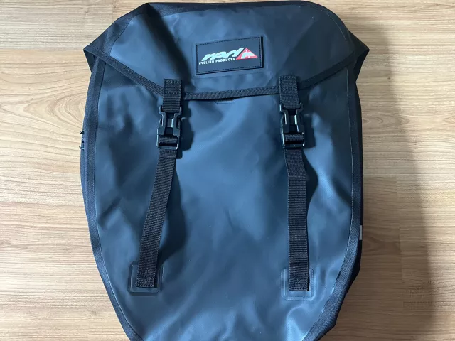 Red Cycling - sacoche urban twin II 