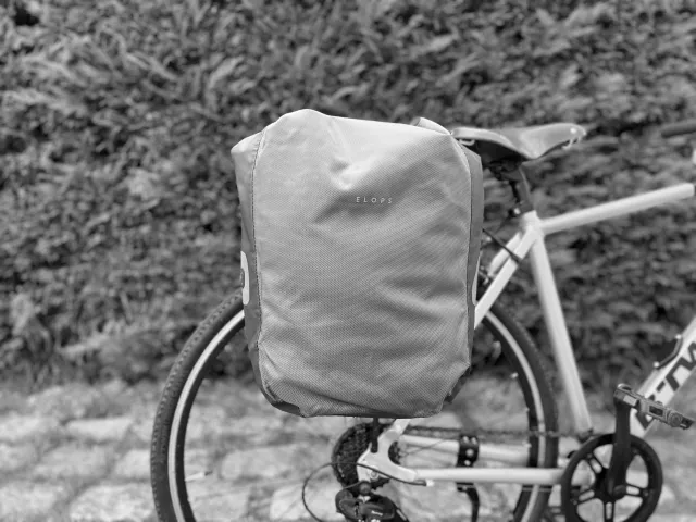 Accessoires vélo, antivols et sacoches - neuf et occasion