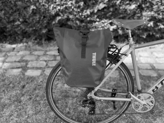 Lot de sacoches Thule Shield Pack'n Pedal